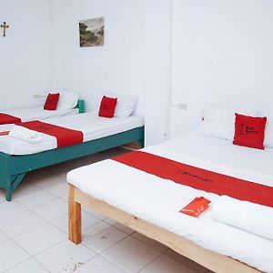 Reddoorz At St Anthony Beach Resort